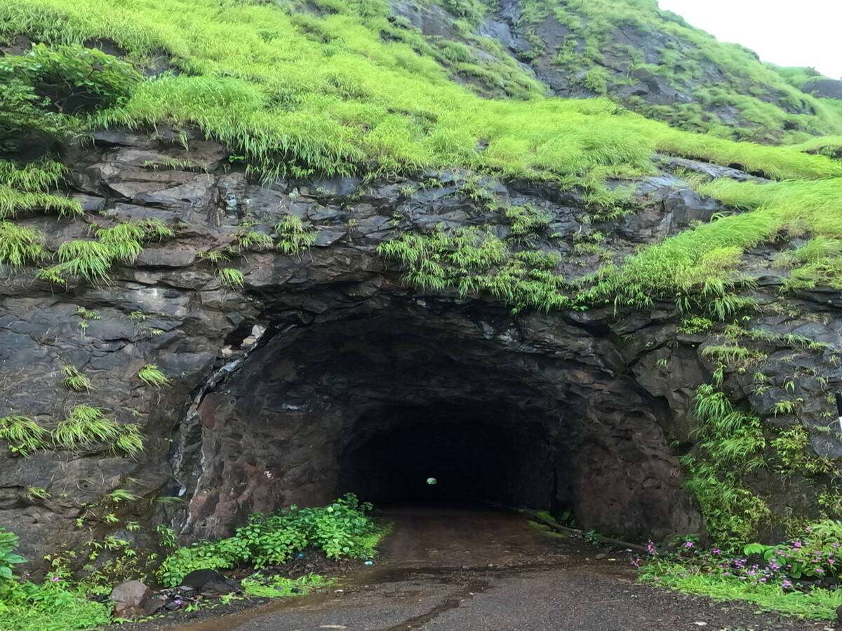 Kumbhe waterfall tunnel