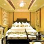 cropped-Super_deluxe_Diamond_room_of_Palace_on_wheels_luxury_train-India-scaled-1.jpg